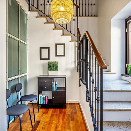 Elegant 2 Bedrooms Apartments Near Duomo Милан Экстерьер фото